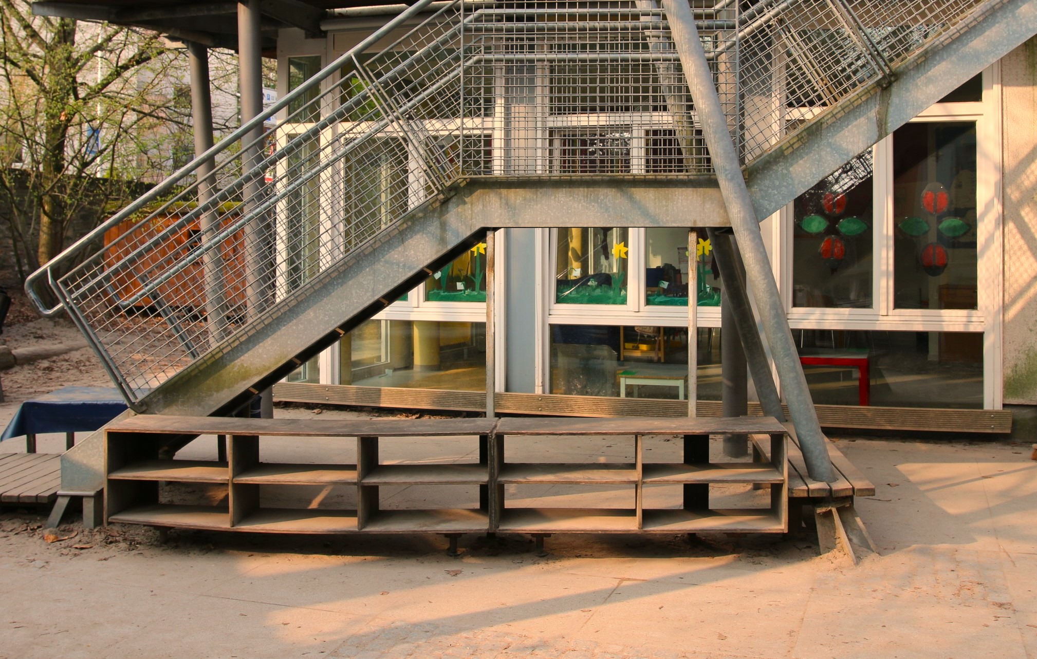 Unter der Treppe